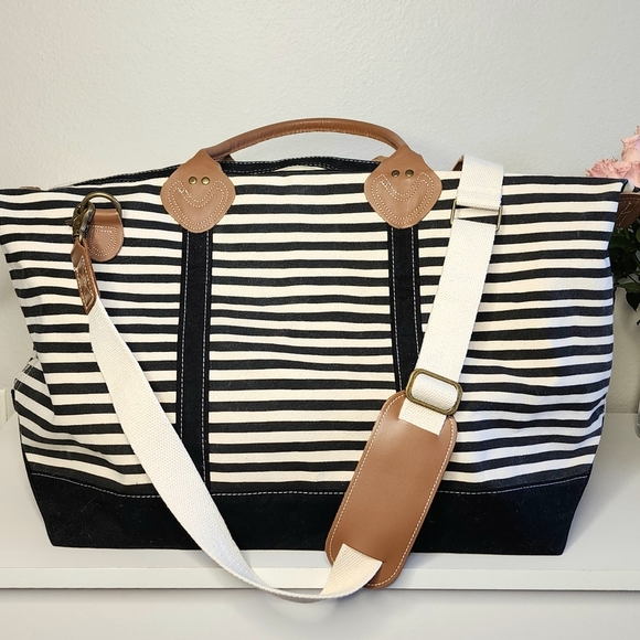 ‼️Sale‼️High Quality 20 Oz Bag With Leather Elements FAST SHIPPING 📦 - Picture 7 of 15